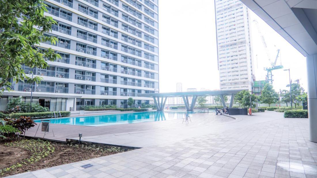 Casa Eleganza At Fame Residences - 1Br Corner Unit, Cbd, Gym, Pool, Wifi, Great View 마닐라 외부 사진